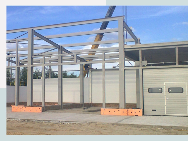 Строительство автосервисов от СтальСтрой-Збл по цене 623 руб.